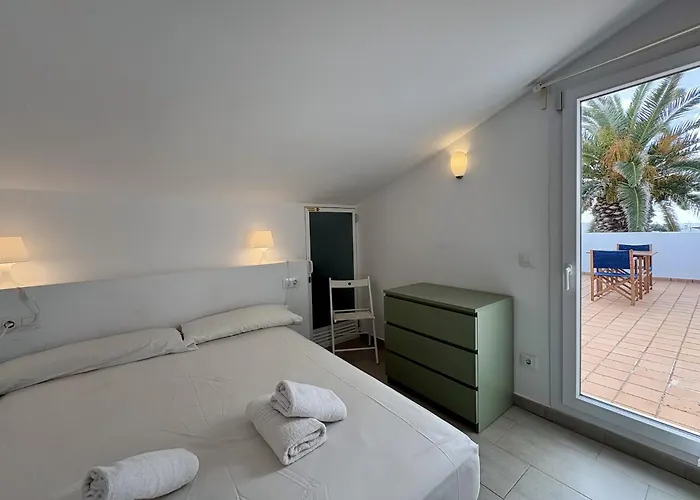 Macarelleta Tatil Evi